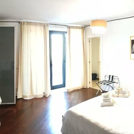 A Casa Di Sara Ermy فندق مبيت وإفطار باري